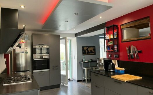 Maison Familiale Avec Double Terrasse Proche Pithiviers