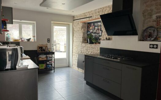 Maison Familiale Avec Double Terrasse Proche Pithiviers