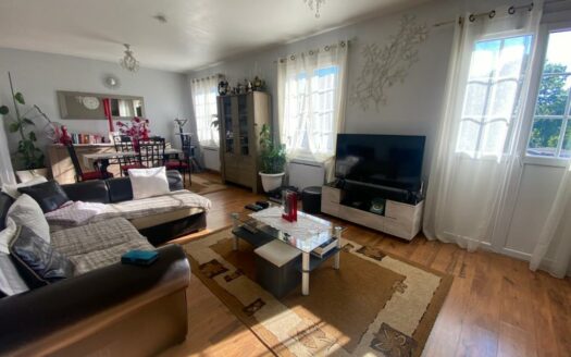 Sud Angerville- Pavillon + Studio + 380 € De Revenus Mensuels Locatifs