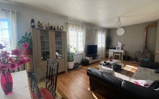 Sud Angerville- Pavillon + Studio + 380 € De Revenus Mensuels Locatifs