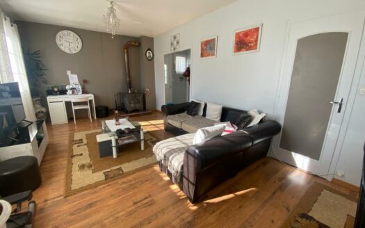 Sud Angerville- Pavillon + Studio + 380 € De Revenus Mensuels Locatifs