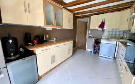 Maison 3 Chambres Plein Centre Avec Jardin