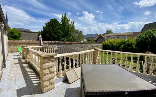 Maison 3 Chambres Plein Centre Avec Jardin