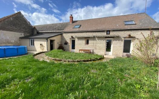 Maison Entièrement Rénovée à 15 Min D’angerville