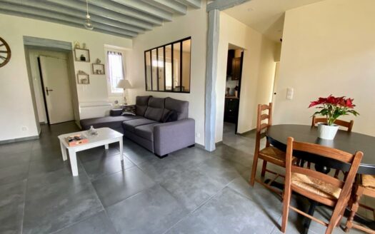 Maison Entièrement Rénovée à 15 Min D’angerville