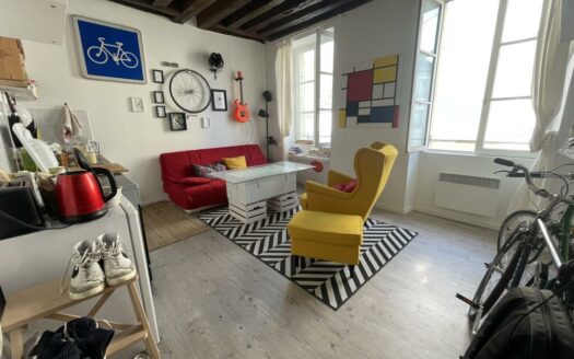 Vend F3 Vendu Louée