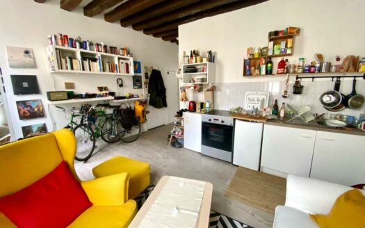 Vend F3 Vendu Louée